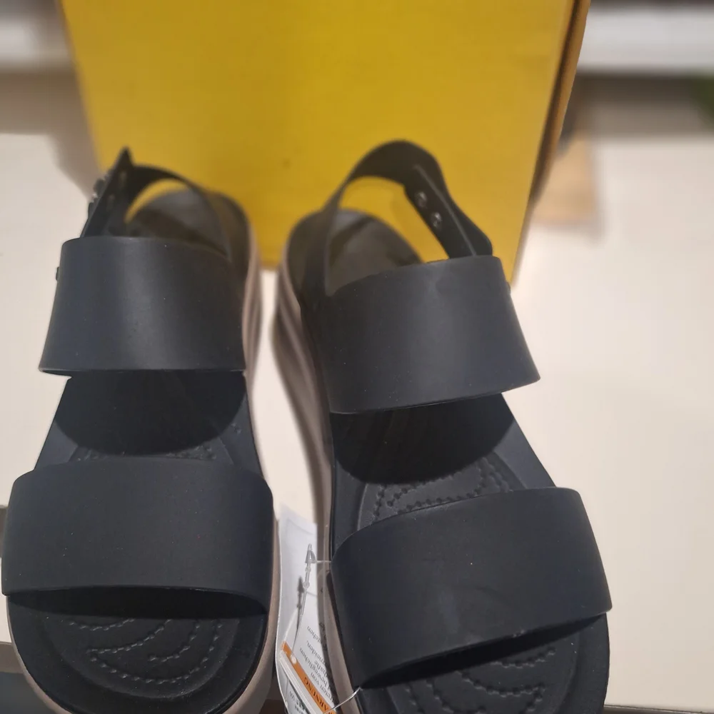 Crocs Brooklyn Wedge Black Sandals - Picture 4 of 6